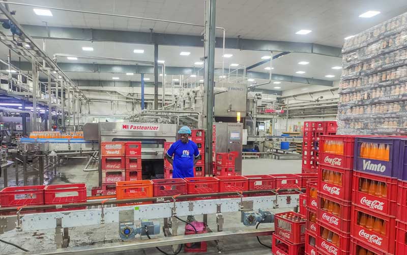 ขวดแก้ว 18000bph แก้วไส้และสายบรรจุภัณฑ์